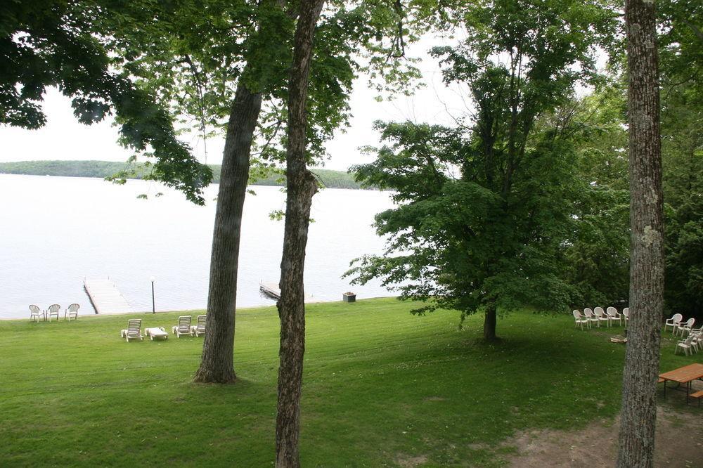 Beachwood Resort Deer Bay Exterior photo